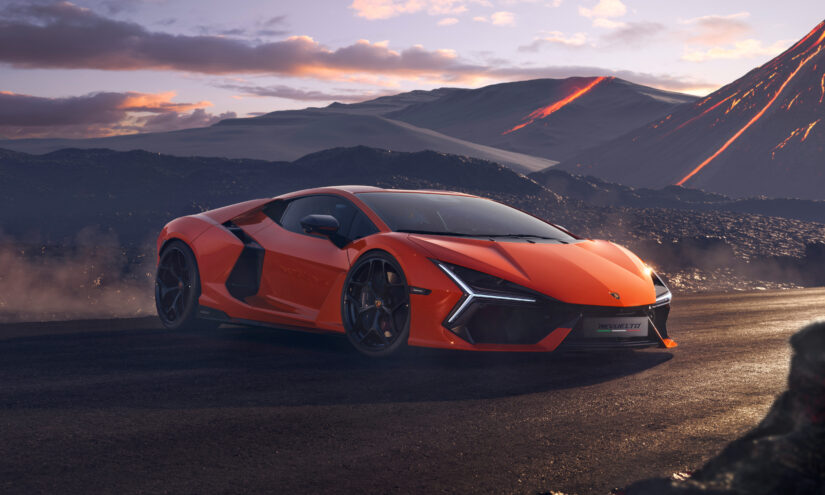 The First Hybrid in Lamborghini History: Revuelto